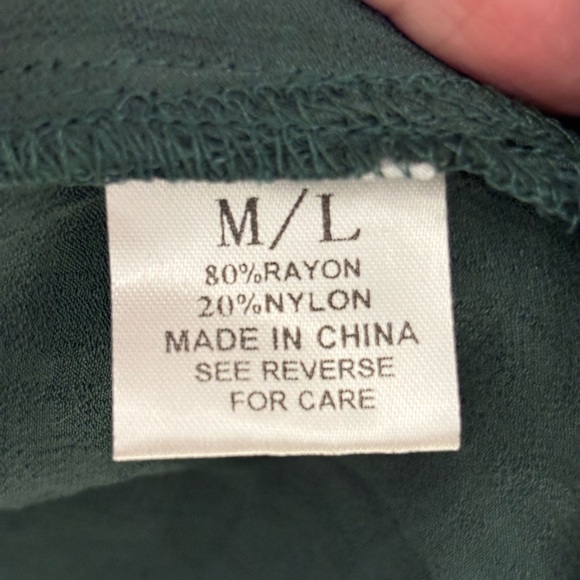 Wishlist Apparel Oversized Button-Up Top – M/L - Picture 4 of 5